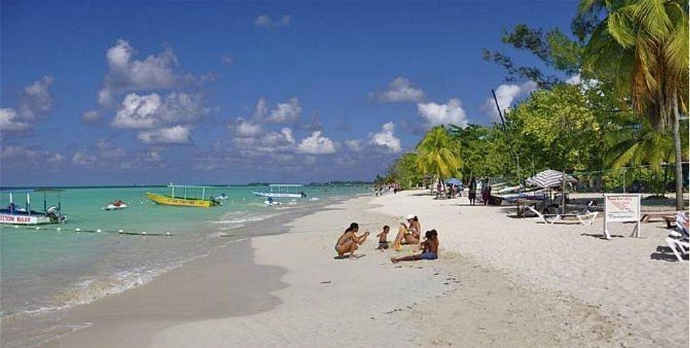 Secret Cabins At Firefly Beach Cottage Negril Exterior foto