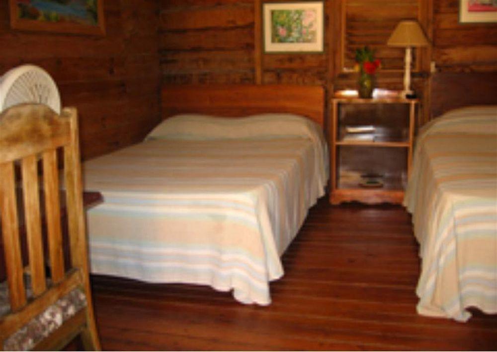 Secret Cabins At Firefly Beach Cottage Negril Exterior foto